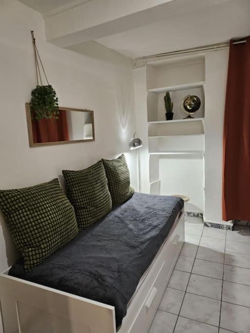 1-Centre-Ville Studio 25M2 Box A Bagages Gratuits Carcassone Kültér fotó