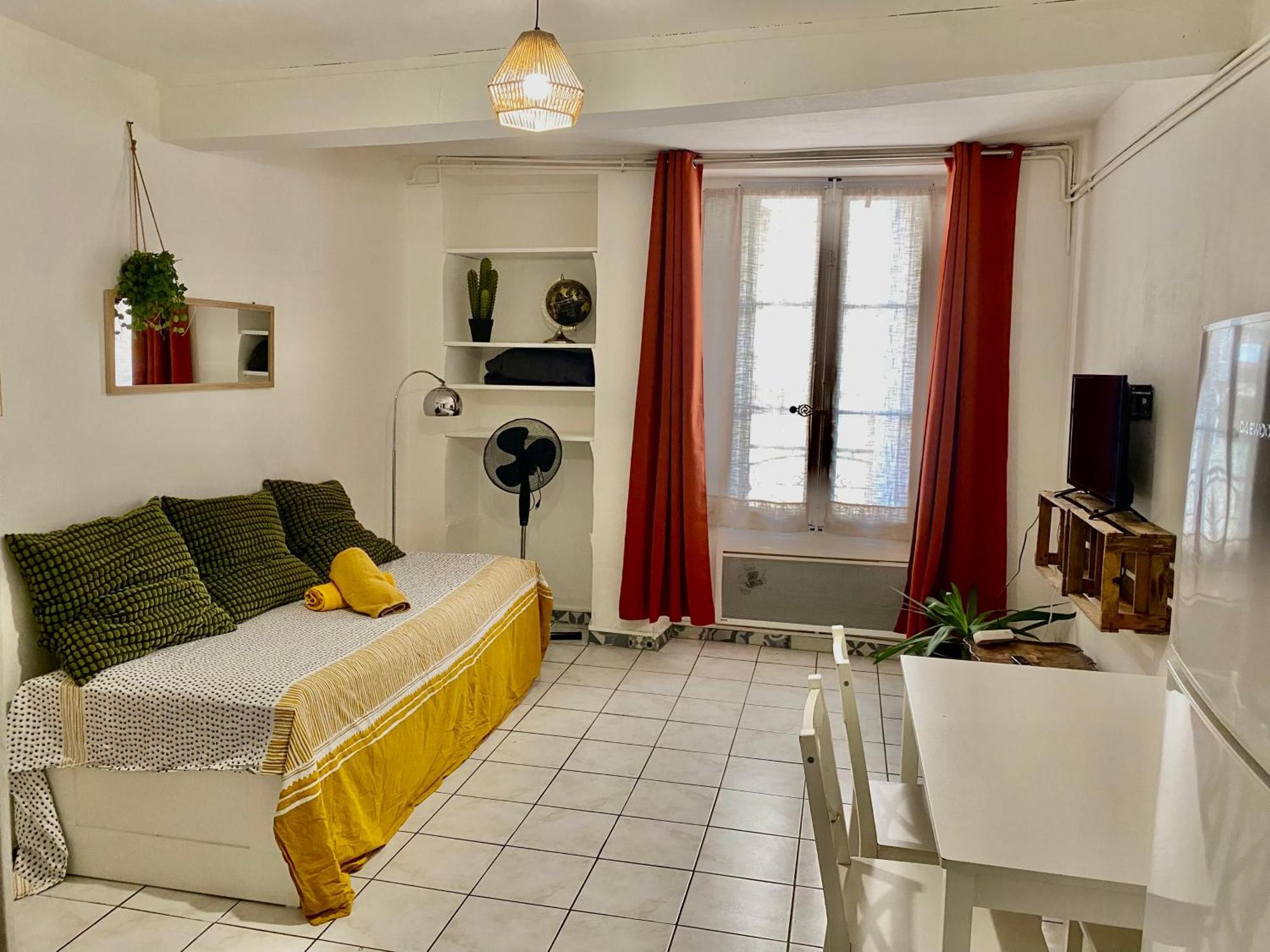 1-Centre-Ville Studio 25M2 Box A Bagages Gratuits Carcassone Kültér fotó